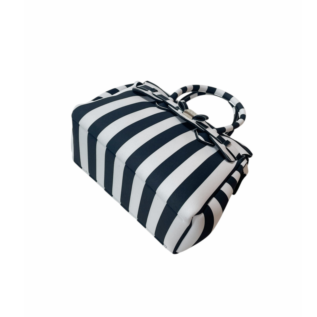 T-PETITE MISS PLUS MONTECARLO